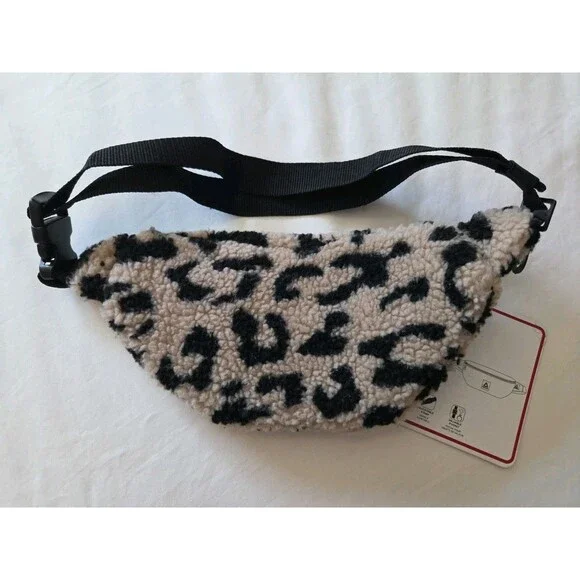 NWT - Reebok Night Fanny pack Adjustable w Pockets Leopard Print - Picture 2 of 13